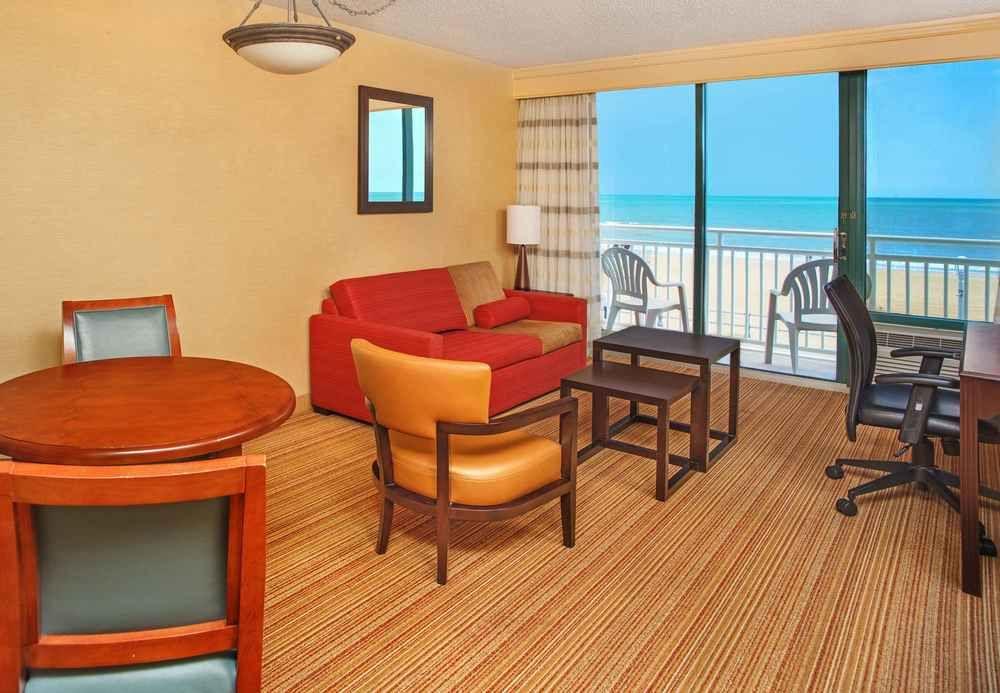 Courtyard Virginia Beach Oceanfront/South Экстерьер фото